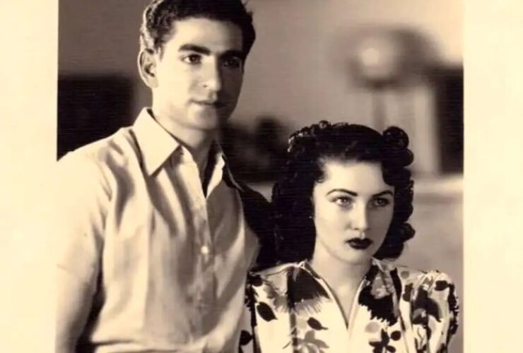 «فوزیه» با محمدرضا پهلوی و مالک فاروق در مصر، اسفند 1317. 14 با محمدرضا پهلوی و مالک فاروق در مصر