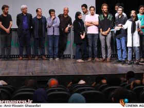 انتقاد روزنامه اصولگرا از تبلیغ روسری در اختتامیه جشنواره نهال