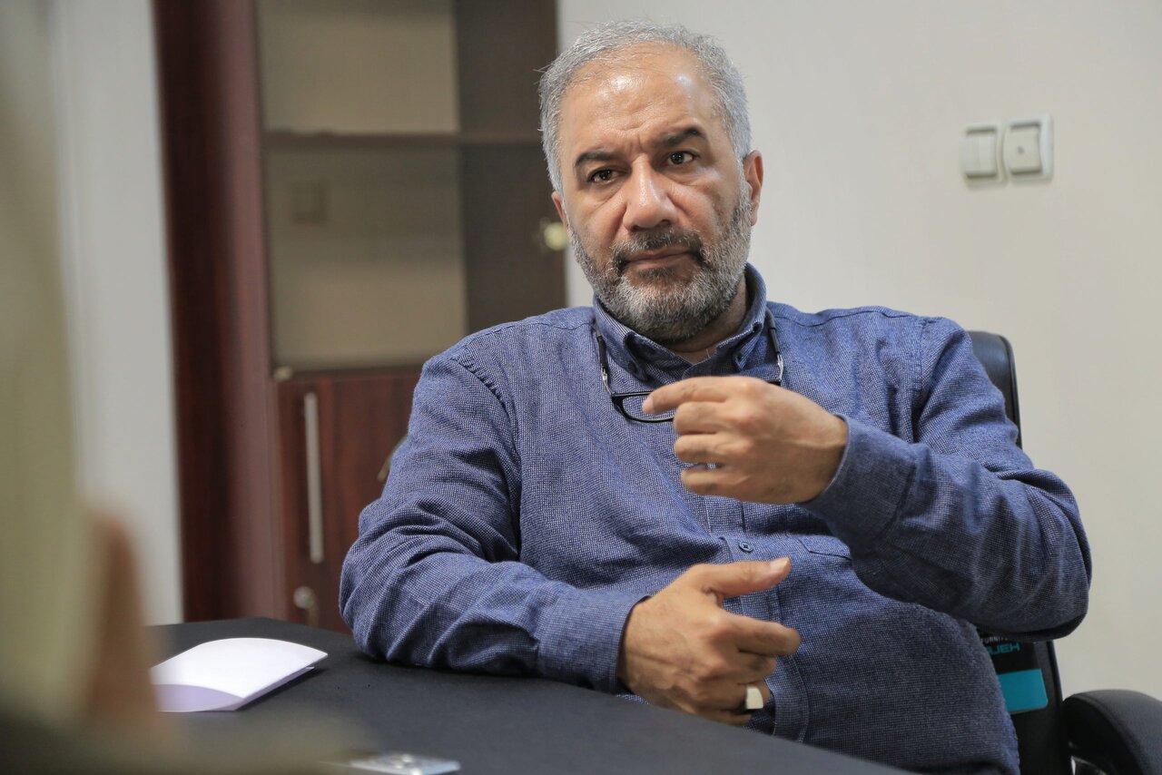 محمدمهدی عسگرپور: به نظر می‌رسد برخی از دوستان ترجیح می‌دهند که سینمای ایران اساساً عضو هیچ‌کجا نباشد/ اهمیت عضویت در جشنواره جهانی فیلم فجر در فیاپ