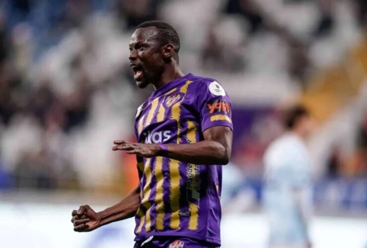 سرمربی سپاهان: نمی توانیم تیام را بخریم