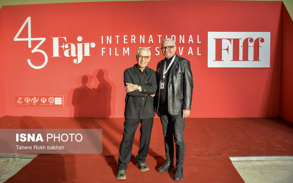 افتتاحیه چهل و سومین جشنواره جهانی فیلم فجر / ورود خارجی ها به شیراز / گزارش تصویری