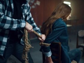 نقشه پیچیده دختر جوان تهرانی برای چاقو زدن به پدرش