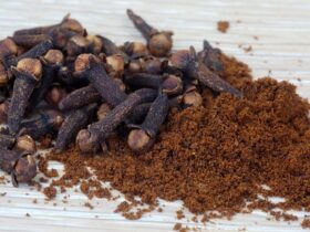 خواص میخک; فواید میخک برای سلامتی، زیبایی و کاهش وزن 8 خواص میخک; فواید میخک برای سلامتی، زیبایی و کاهش وزن