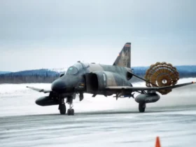 مک دانل داگلاس اف-4 فانتوم