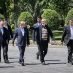 آیا دولت دو شغل دارد؟