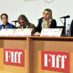 شبی در مرکز سینمایی تارکوفسکی برای آندری تارکوفسکی و پدرش آرسنی/سدا