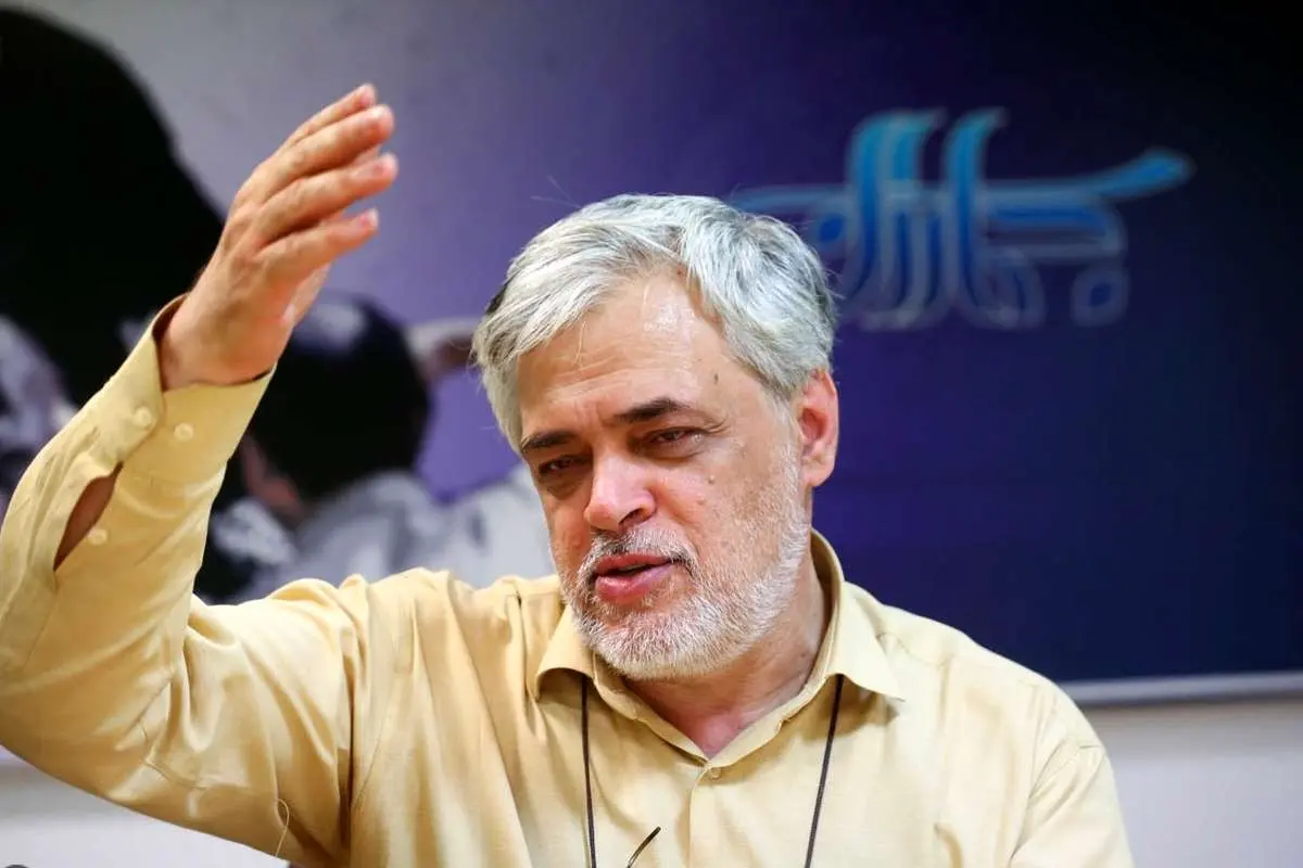 مهاجری: اگر نماینده ای به من بگوید سیم کارت سفید ندارم، در خیابان علیچپ قرار می گیرد.