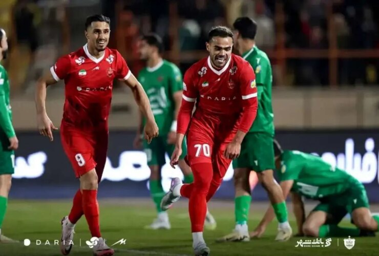 واکنش اورونوف به شعارهای هواداران