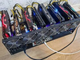 معدنچیان غیرمجاز یک شهرک را به آتش کشیدند