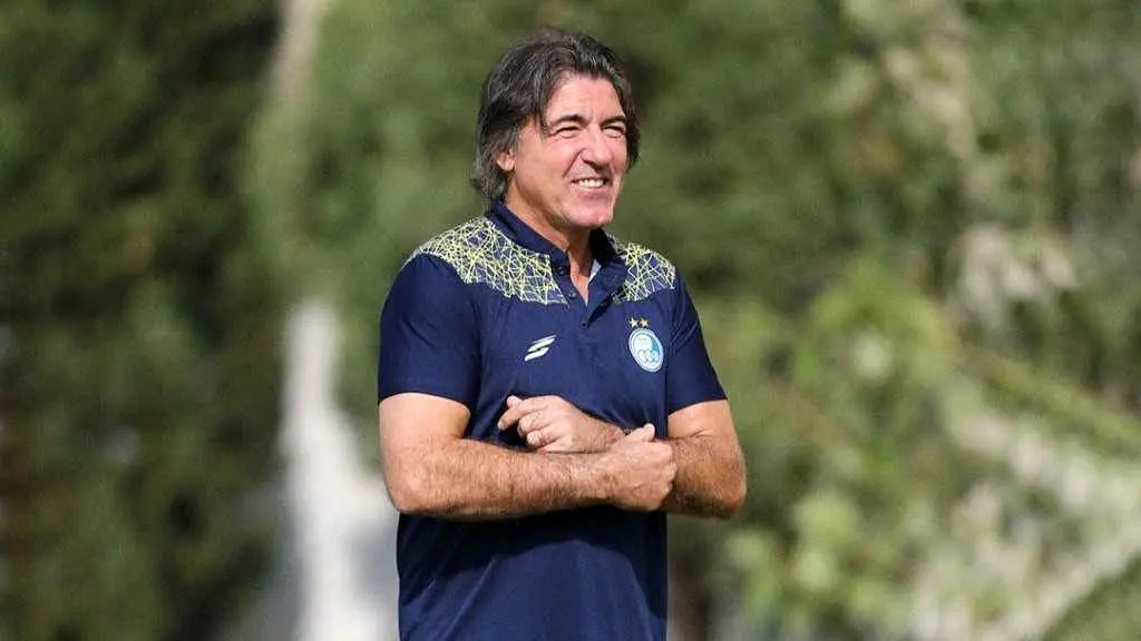 Sa Pinto در یک مکان خاص است. پادیاب در نقش حریف تدارکاتی است یا حریف غافلگیرکننده؟