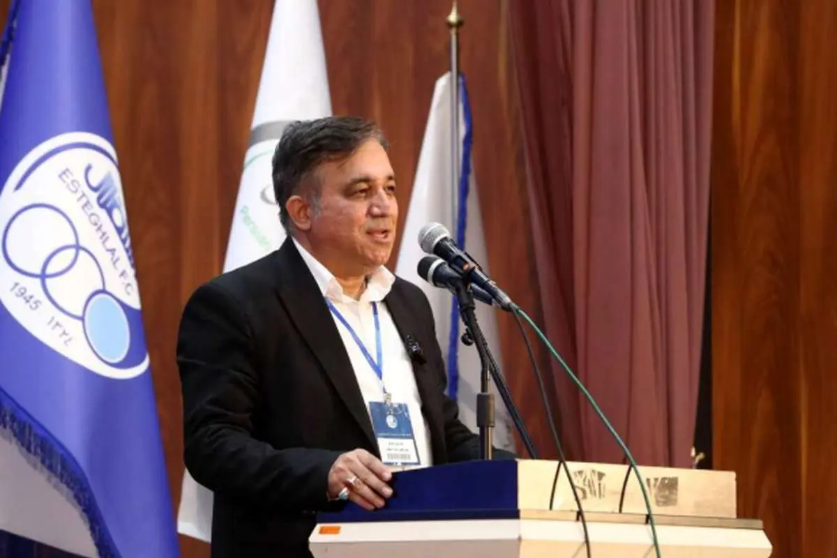 آیا استقلال - فولاد بدون تماشاگر می ماند؟!