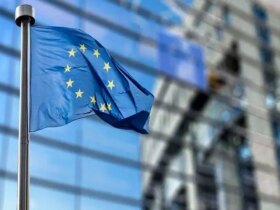 اتحادیه اروپا: برای حل مسئله هسته ای ایران به دیپلماسی وابسته هستیم