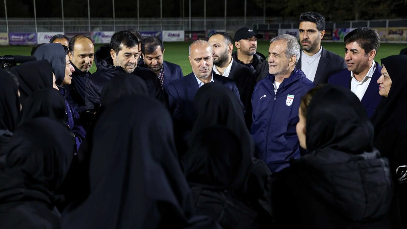 استانداردهای دوگانه فدراسیون فوتبال؛ کنیز و هاشم برای امیر، آیا برای زنان کسی نیست؟