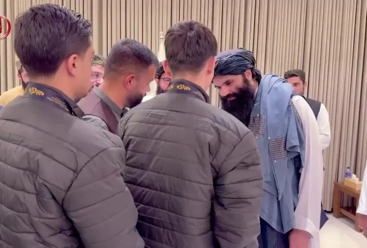 استقبال سرا الدین حقانی از تیم ملی فوتسال جوانان افغانستان