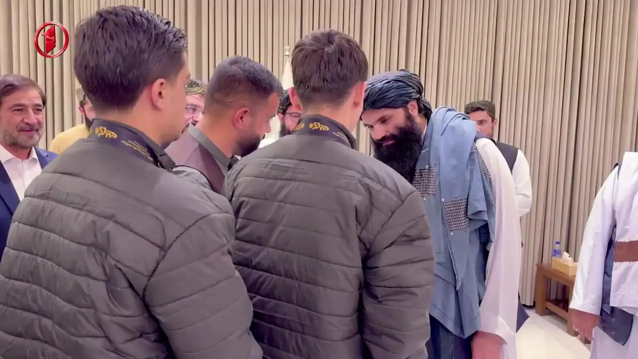 استقبال سرا الدین حقانی از تیم ملی فوتسال جوانان افغانستان