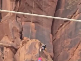 برای دیدن؛ نجات نفس گیر چترباز در دره های سنگی یوتا 8 برای دیدن؛ نجات نفس گیر چترباز در دره های سنگی یوتا