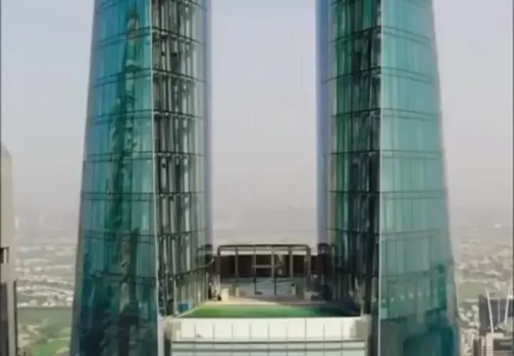 بلندترین هتل جهان در بیخگوش ایران افتتاح شد