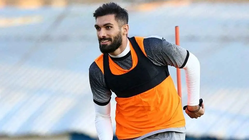 بمب انتقال خنثی شد. آیا رویای عارف در جام جهانی به پایان رسیده است؟