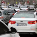 ترافیک در اتوبان کرج- قزوین/مسافران کلافه و اینترنت قطع است!