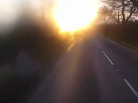 تصادف زنجیره ای کامیون به دلیل مه گرفتگی شیشه