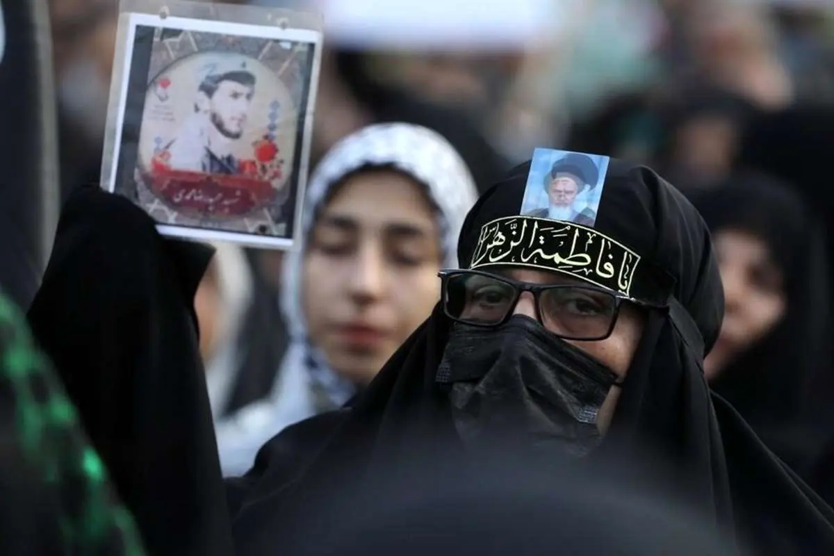 تصاویر; حامیان حجاب در تهران گرد هم آمدند