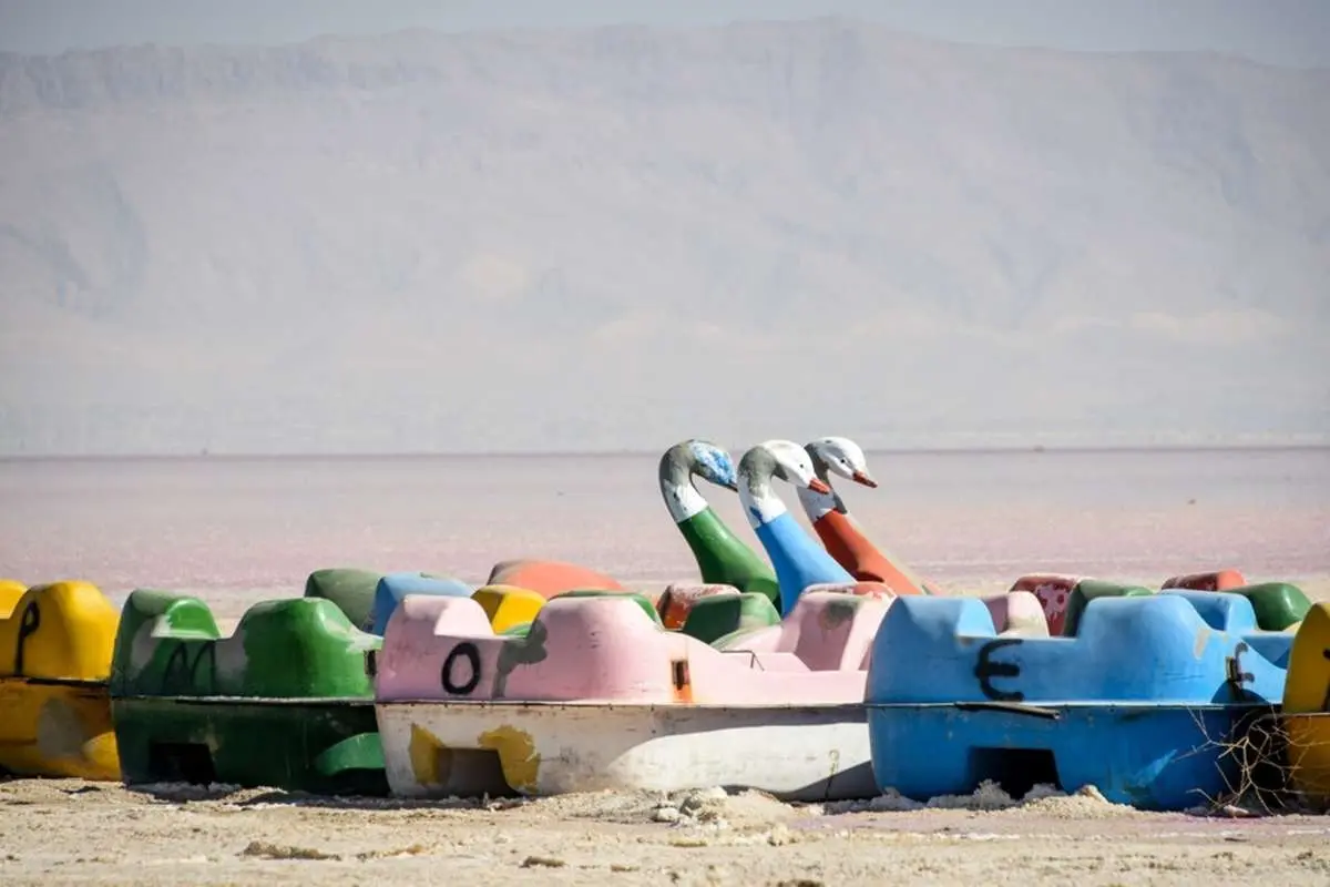 تصاویر; دریاچه مهارلو در حال خشک شدن است