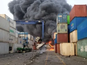 جزئیات جدید حادثه بندر شهید رجایی/ ۶.۵ تن خسارت ۵۸ کشته 9 جزئیات جدید حادثه بندر شهید رجایی/ ۶.۵ تن خسارت ۵۸ کشته