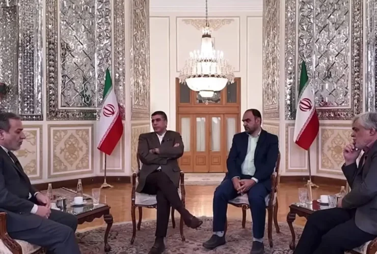 جزئیات پیام های خصوصی عراقچی و ویتکاف در واتس اپ