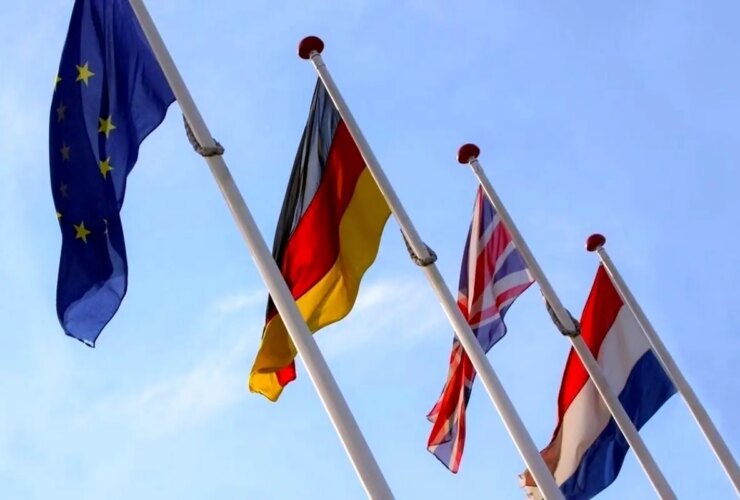 جزئیات پیش نویس تصمیم ارائه شده توسط ترویکای اروپایی به هیئت اجرایی سازمان علیه ایران 17 جزئیات پیش نویس تصمیم ارائه شده توسط ترویکای اروپایی به هیئت اجرایی سازمان علیه ایران