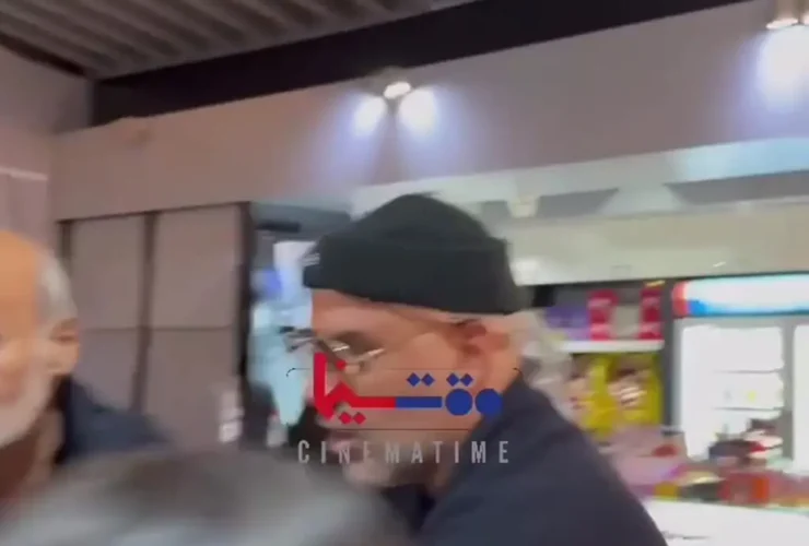 جمشید هاشم پور «شاه نقش» را تماشا کرد.