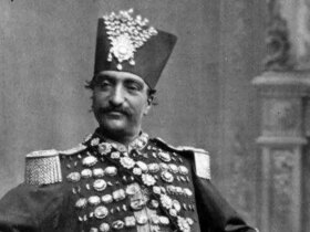 خاطرات ناصرالدین شاه: در بغداد [...]خانه ها و بارهای زیادی وجود دارد!