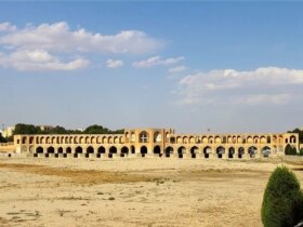 خشک شدن زاینده رود سقوط اصفهان را تسریع کرد