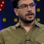 خواننده پاپ در برنامه گوشی آنالوگ را از او گرفت و همه چیز را دید!