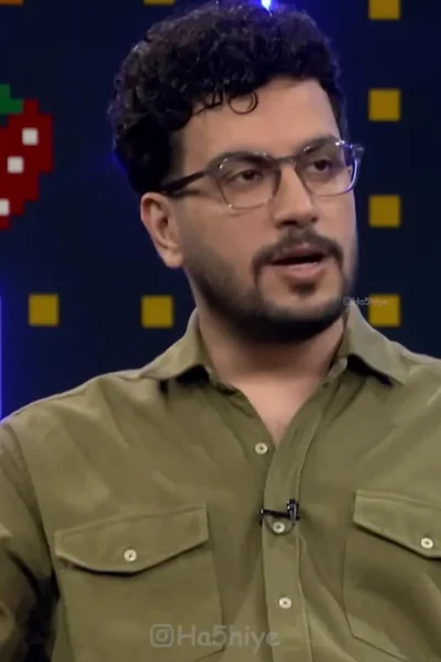 خواننده پاپ در برنامه گوشی آنالوگ را از او گرفت و همه چیز را دید! 2 خواننده پاپ در برنامه گوشی آنالوگ را از او گرفت و همه چیز را دید!