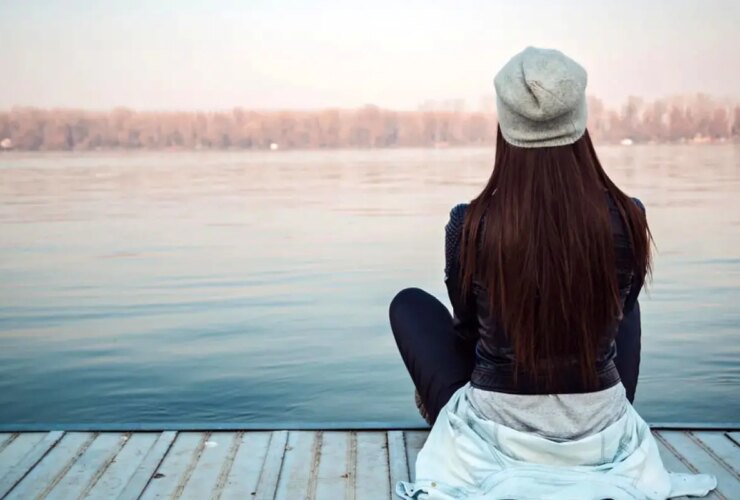 خودشیفته ها از این تاکتیک استفاده می کنند تا قربانیان خود را عاشق خود کنند.