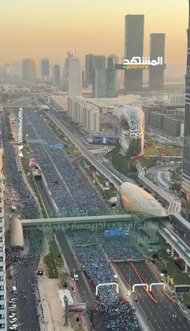 خیابان شیخ زاید دبی به بزرگترین پیست دویدن عمومی جهان تبدیل شد 1 خیابان شیخ زاید دبی به بزرگترین پیست دویدن عمومی جهان تبدیل شد