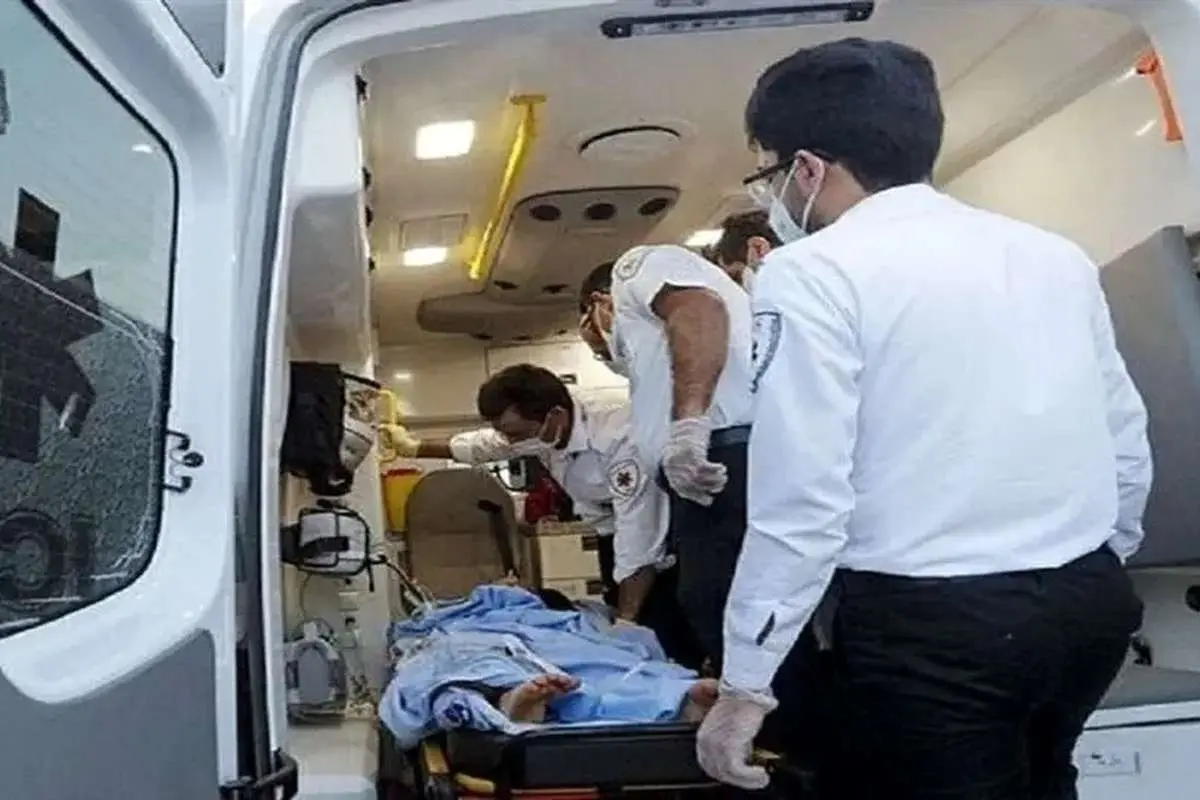 دانش آموز زرندی در حین ورزش دچار سکته قلبی شد