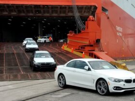 درآمد دولت از واردات خودرو صفر بود 11 درآمد دولت از واردات خودرو صفر بود