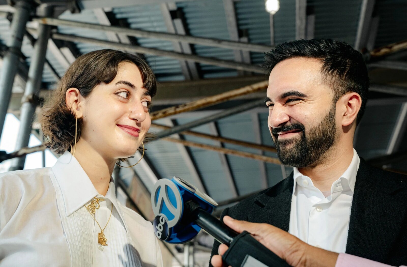 راما دواجی همسر زهران ممدانی شهردار منتخب نیویورک کیست؟ 1 راما دواجی همسر زهران ممدانی شهردار منتخب نیویورک کیست؟