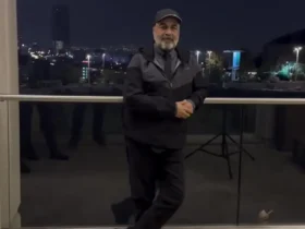 رضا عطاران در مراسم اختتامیه بیست و پنجمین جشنواره 8 رضا عطاران در مراسم اختتامیه بیست و پنجمین جشنواره