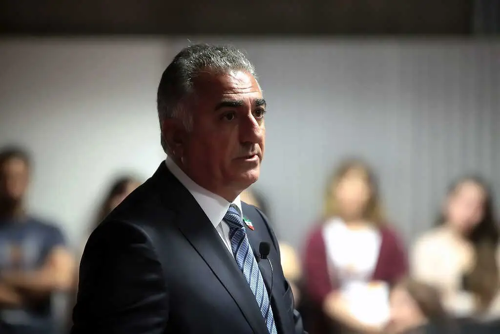 رضا پهلوی: من ۶۵ سال سن دارم، انتظار دارید در خارج از ایران چه معجزاتی انجام دهم؟