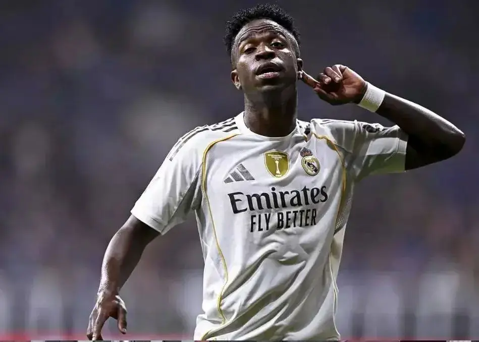 ستاره مشهور رئال مادرید با دستمزد نجومی تمدید شد