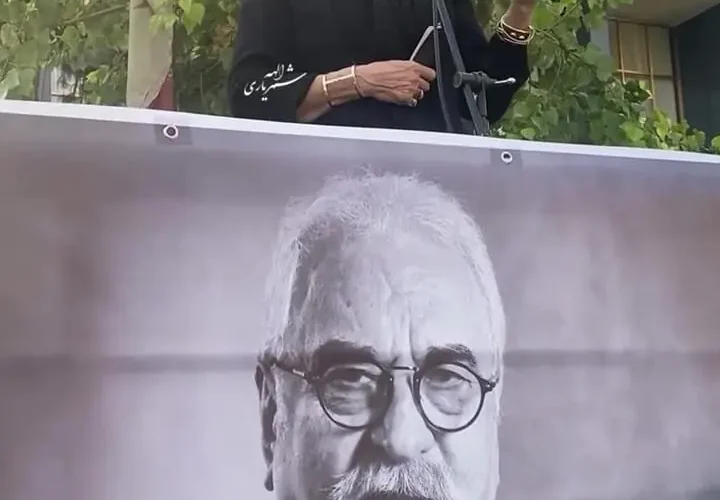 سخنرانی احساسی فرزانه کابلی در مراسم ختم همسرش هادی مرزبان