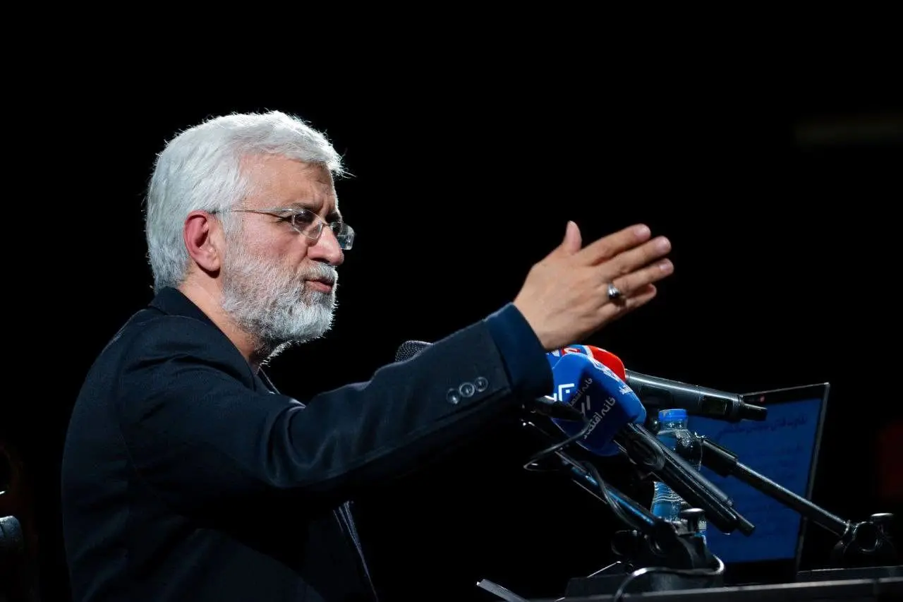 سعید جلیلی: هر دانشگاه و جریانی باید «دولت سایه» باشد. 1 سعید جلیلی: هر دانشگاه و جریانی باید «دولت سایه» باشد.