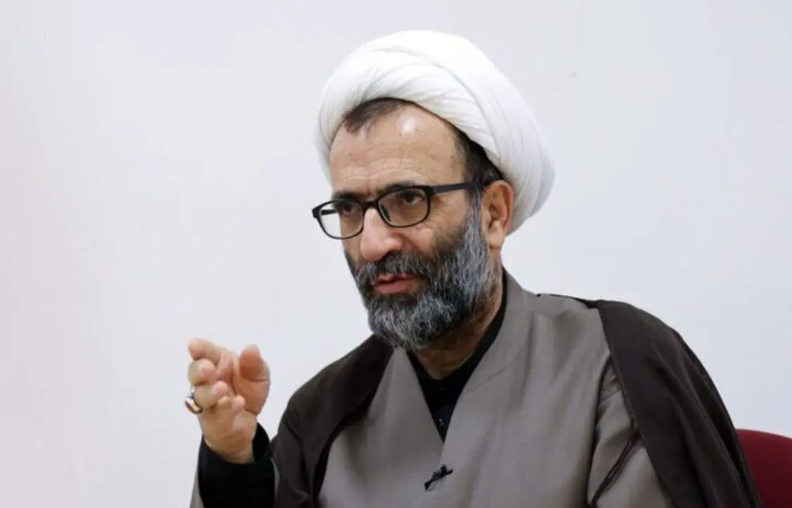 سلیمی: دولت شفاف بگوید چه کسانی فیلتر می شوند.