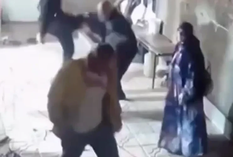 سه مظنون اصلی حمله به یک زوج سالمند در اهر دستگیر شدند 9 سه مظنون اصلی حمله به یک زوج سالمند در اهر دستگیر شدند