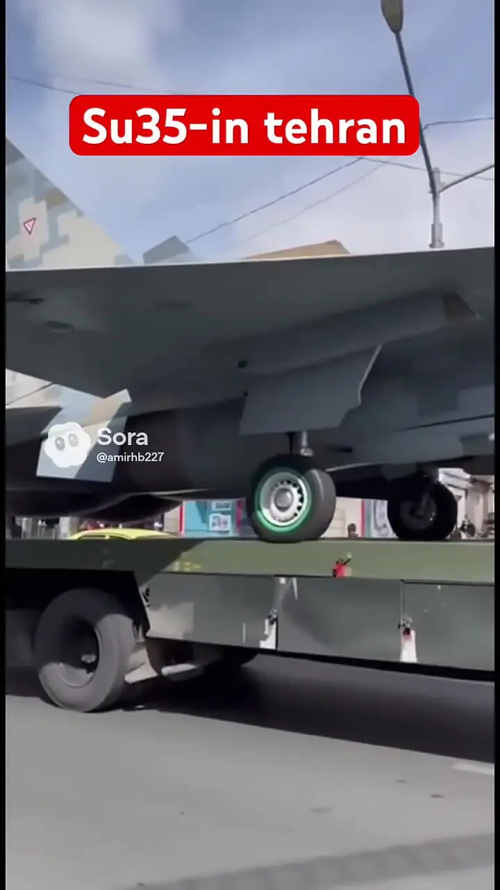 سوخو 35 در کاروانی در خیابان های تهران!