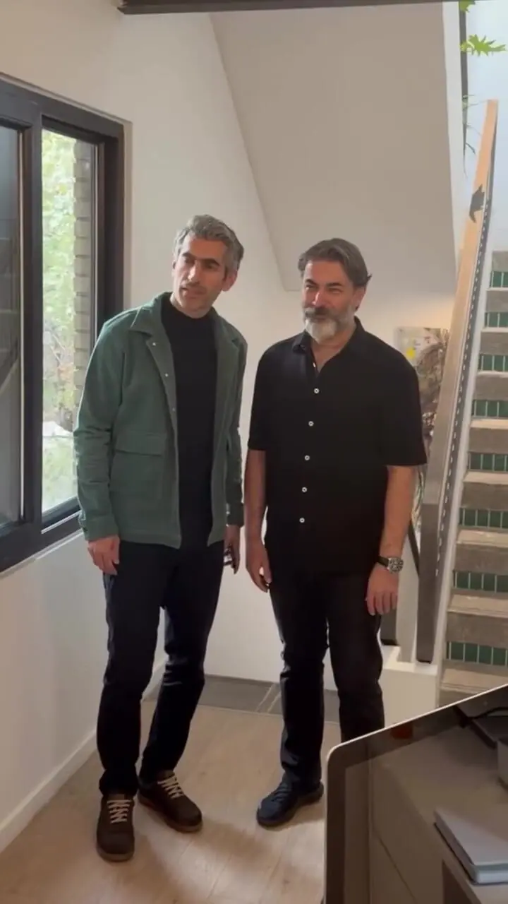 شرکت هنرمندان در مراسم افتتاحیه اثر جدید پیمان معادی