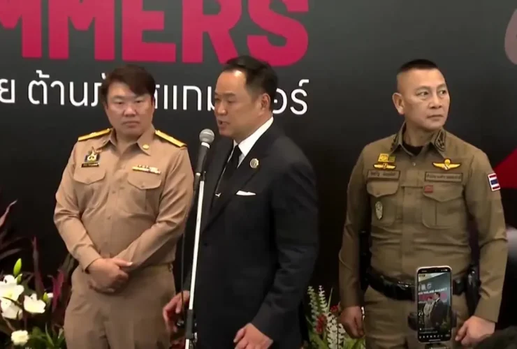 صلح بین تایلند و کامبوج به هم خورد/ ترامپ مدعی شد جنگ تمام شده است