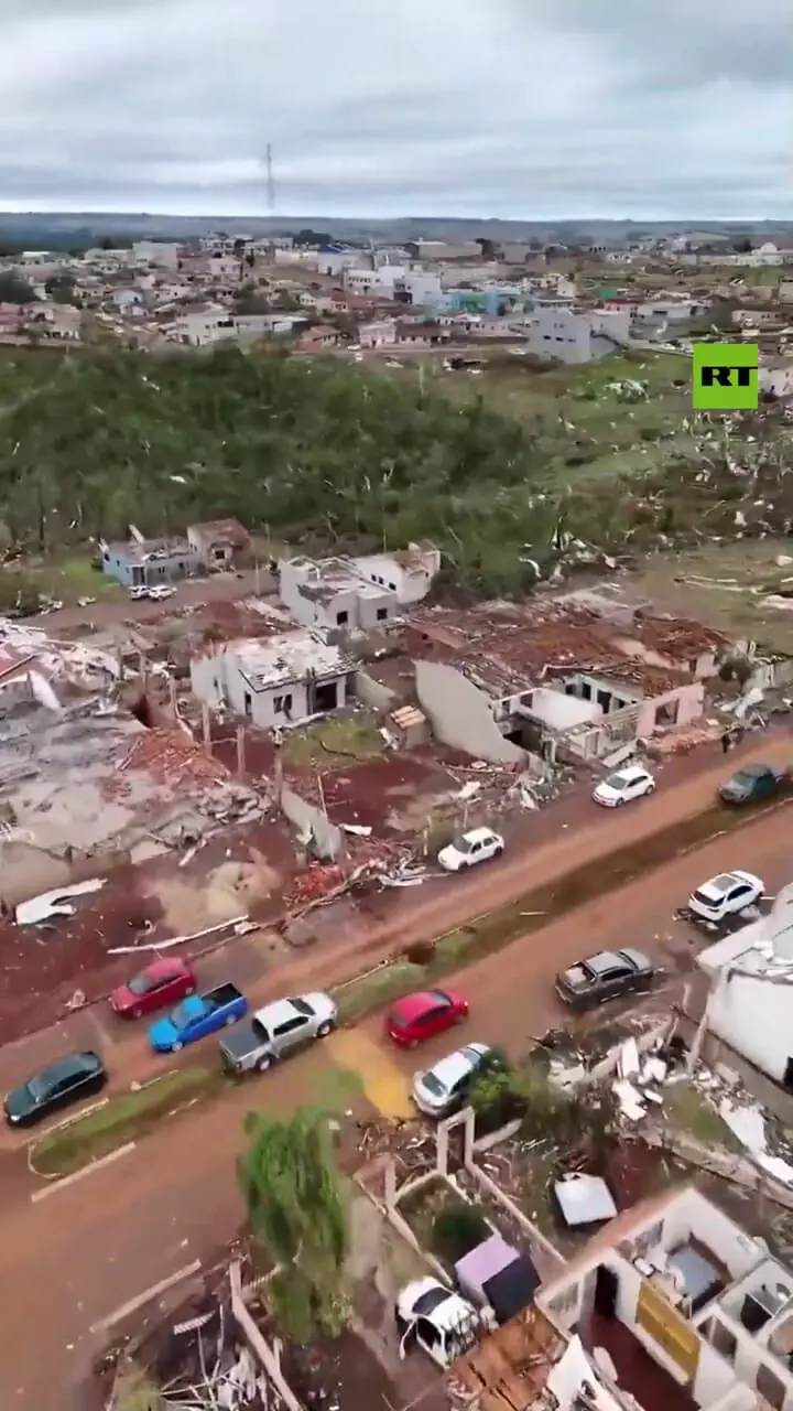 طوفان بزرگ در برزیل با ۶ کشته و ۶۰۰ زخمی 1 طوفان بزرگ در برزیل با ۶ کشته و ۶۰۰ زخمی